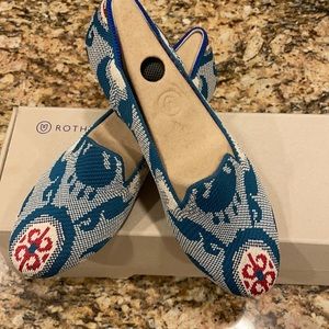 New Rothys size 6 loafers